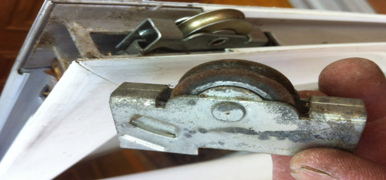 screen door roller repair in Mendota